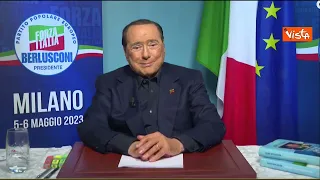 Silvio Berlusconi torna in video alla convention di Forza Italia tra gli applausi