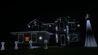 2022 Halloween Light Show - Enter Sandman by Metallica