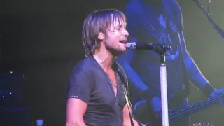 Keith Urban "'Til Summer Comes Around" Live @ The Wells Fargo Center