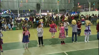 Apresentação de festa junina. 2022.