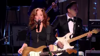 Bonnie Raitt, Tracy Chapman, Jeff Beck and Beth Hart - "Sweet Home Chicago"  (2012)