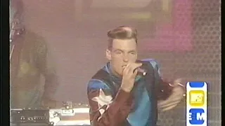 Vanilla Ice - Ice Ice Baby   Club MTV 1990