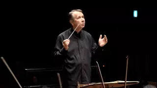 Mikhail Pletnev conducting Borodin's Symphonic Poem “In the Steppes of Central Asia”