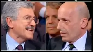 Ballarò - Volano parole forti tra Massimo D'Alema e Alessandro Sallusti - 04/05/2010