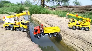 Dump Truck Heavy Loaded Mud Accident River Pulling Two Crane ? Tata Tipper | Hyva Truck | CS Toy