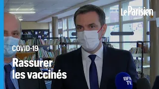 AstraZeneca : les vaccinés «ne sont pas en danger», assure Véran