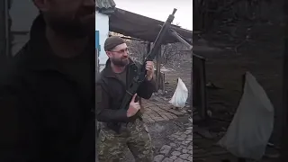 Ukrainian territorial defense fighter with an Italian MG-42/59 machine gun