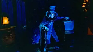 Hatbox Ghost Scene in Haunted Mansion | Low-Light 4K | Magic Kingdom 2023