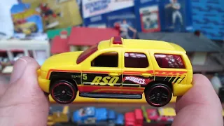 '07 Chevy Tahoe 2024 Hot Wheels First Response Toy Unboxing Review - Yellow 2007 RSQ Rescue Vehicle