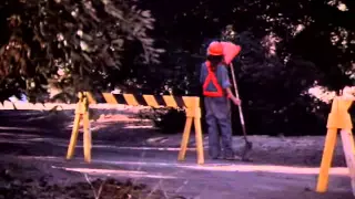 The Dukes Of Hazzard - S03E04 Scene 4