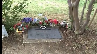 Bonnie and Clydes Graves:   (Jerry Skinner Documentary)