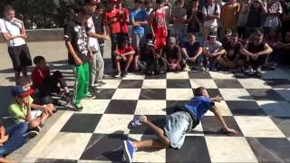 BBOY NO LIMIT VS BBOY KAMHOU - KAMEL SAHRAOUI (FIRST ROUND) Battle KING OF DAMA 2012