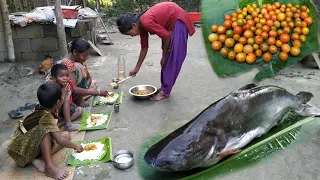 santali tribe girl cooking BIG FISH recipe with SMALL TOMATOES | big fish cooking and eating video