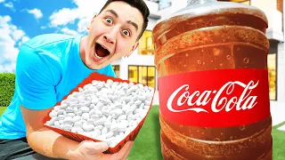 100 STRATI DI PALLONCINI VS COCA COLA E MENTOS!! Esperimenti fai-da-te! CHALLENGE su Cap e Kazu