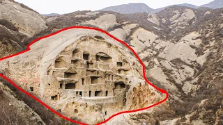 15 HIDDEN Cities and Buildings