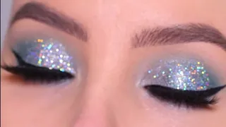 Crystal silver eye makeup tutorial for the holiday,s#makeuptutorial #simplemakeuptutorial