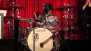 Gregg Potter with Buddy Rich Band plays Gaai Snare