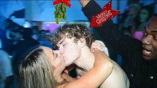 Matching Strangers to Kiss under the Mistletoe | Xmas 2021