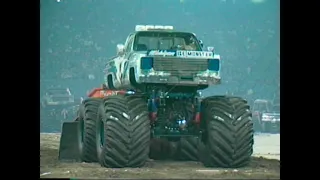 dvd the history monster trucks at the Pontiac silverdome old school monster trucks