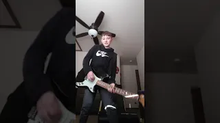 Stay away by Nirvana + Me abusing my guitar
