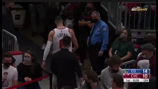 Zach Lavine Tap Fouls Steph To Leave Game Because Of Apparent Injury...