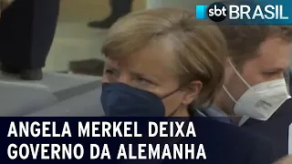 Angela Merkel deixa governo da Alemanha após 16 anos no poder | SBT Brasil (08/12/21)