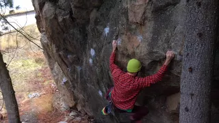 Arrow Lake Bouldering (Wash Out Boulders)