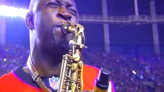 Mike Phillips slays the national anthem at the NFC Championship in Atlanta 1/22/17