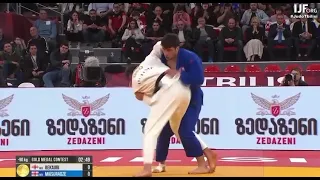 #judo Лаша Бекаури 🇬🇪 выигрывает своего соотечественника Лука Майсурадзе 🇬🇪 и становится чемпион