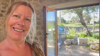 BEAUTIFUL FRENCH DOORS into my VINYARD - Week 12 Stone House Renovation Portugal