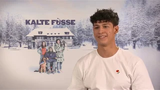 KALTE FÜSSE Interview Emilio Sakraya - Musik - singen - München - Schnee