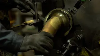 Eric Bruel, bell fabricator at SELMER workshops