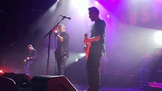 Headstones- Smile & Wave + Eve Of Destruction (Live in Winnipeg 11/16/2017)