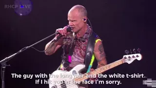 Flea's kind soul and "I play the bass in your face make you wanna jack off" Pinkpop 2016