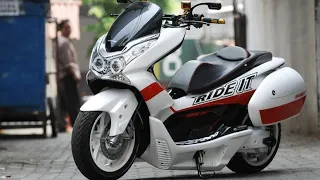 4 reasons why the 2023 Honda PCX160 is a gift to motorcyclists