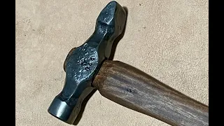 A Quick 11oz Engineer's Cross Peen Hammer
