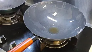 终于找到一款好用的黑铁锅，不用开锅，既不粘锅还不生锈