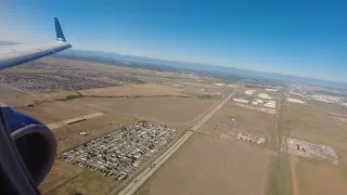 Bumpy Clear Air Turbulence on Arrival to Denver in a Delta E175 in 4K With Air Traffic Control Audio