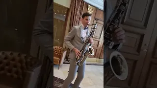 LP - "Lost On You" saxophone live in wedding