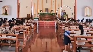 BIKIN BANGGA! BETRAND TERPILIH MENJADI PEMBICARA DISALAH SATU GEREJA KATOLIK TERBESAR DI LABUAN BAJO