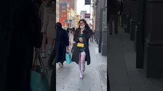 People’s-reactions #nyc #walkingdownthestreet #reactions #catwalk #model #reactionvideo  #viralvideo