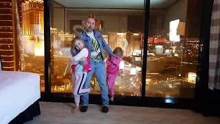 Николь умоляет подписчиков VLOG Приключения в Лас Вегас РУМ ТУР ЧЕЛЛЕНДЖ Что в ХОЛОДИЛЬНИКЕ у Николь