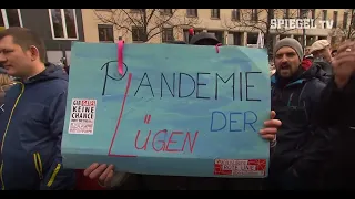 Hygiene Querdenker Covid-19 Demo (Oma droht Leute abzustechen XD)