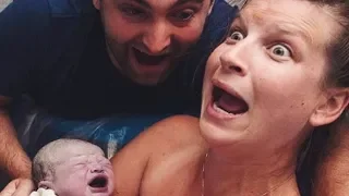 Mom Gives Birth And Loses It When She Peeks Between The Baby's Legs