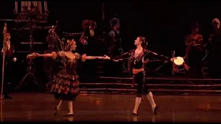 SWAN LAKE - Neapolitan Dance (Laura Morera & Ricardo Cervera - Royal Ballet)