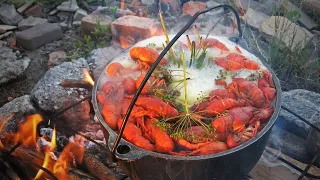 MAN LIVES ALONE IN THE VILLAGE AS 100 YEARS AGO! COOKING CRAYFISH SOUP