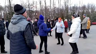 ЛУЧШАЯ ПОДРУГА - БЛИЖЕ ЧЕМ СЕСТРА!👍🙂⚘/ТАНЦЫ В ПАРКЕ ГОРЬКОГО ХАРЬКОВ МАРТ 2021