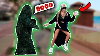 BUSHMAN PRANK in SPAIN SCARING PEOPLE | Kimoo Pranks