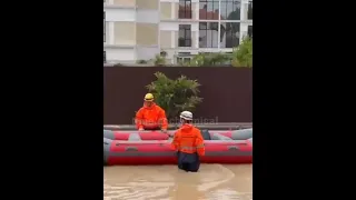 СОЧИ ВНИМАНИЕ ⚡  Сириус всё отчетливее напоминает Венецию По улицам курсируют лодки! Отели без света