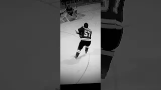 Эффектно и между ног #nhl #hockey #gaming #нхл20 #междуног #shorts